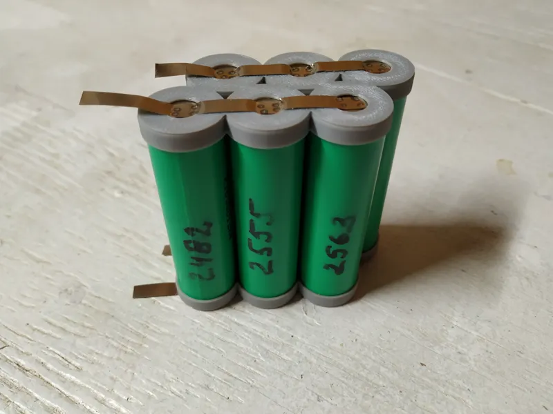 2x3 18650 battery pack holder top and bottom