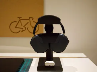 AirPods Max Stand