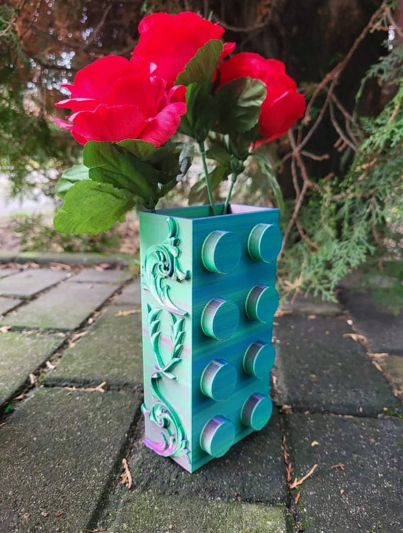 BRICK LUXURY VASE