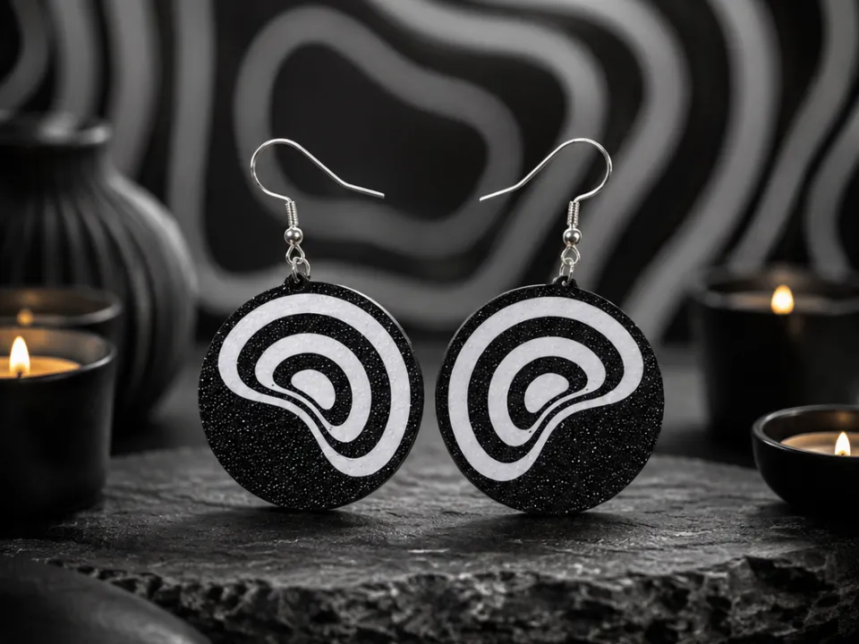 Pendientes: Inside of the ball earrings. Referencia del modelo original.