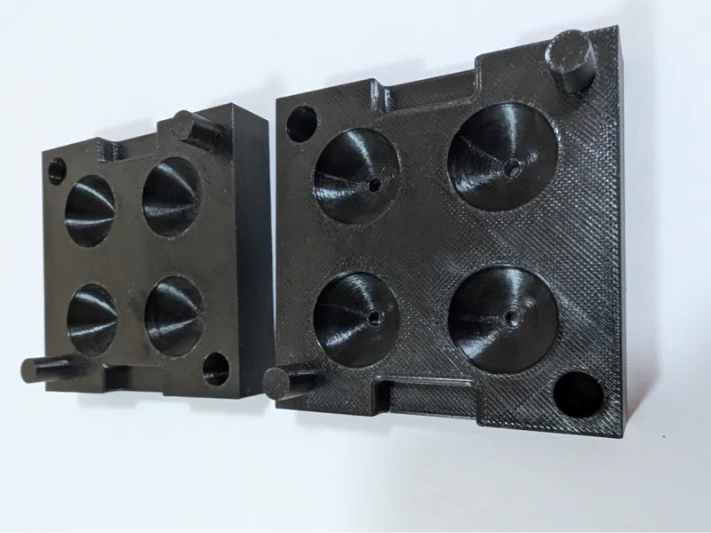 4 x 20mm diameter sphere mold