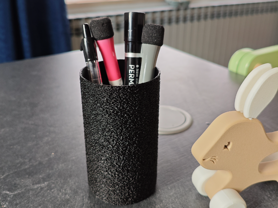 Super Fuzzy Pen Holder