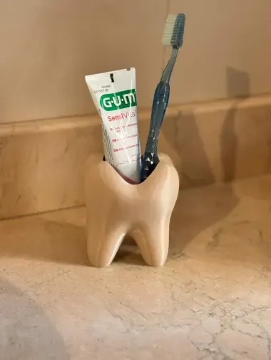 Tooth Brush Holder