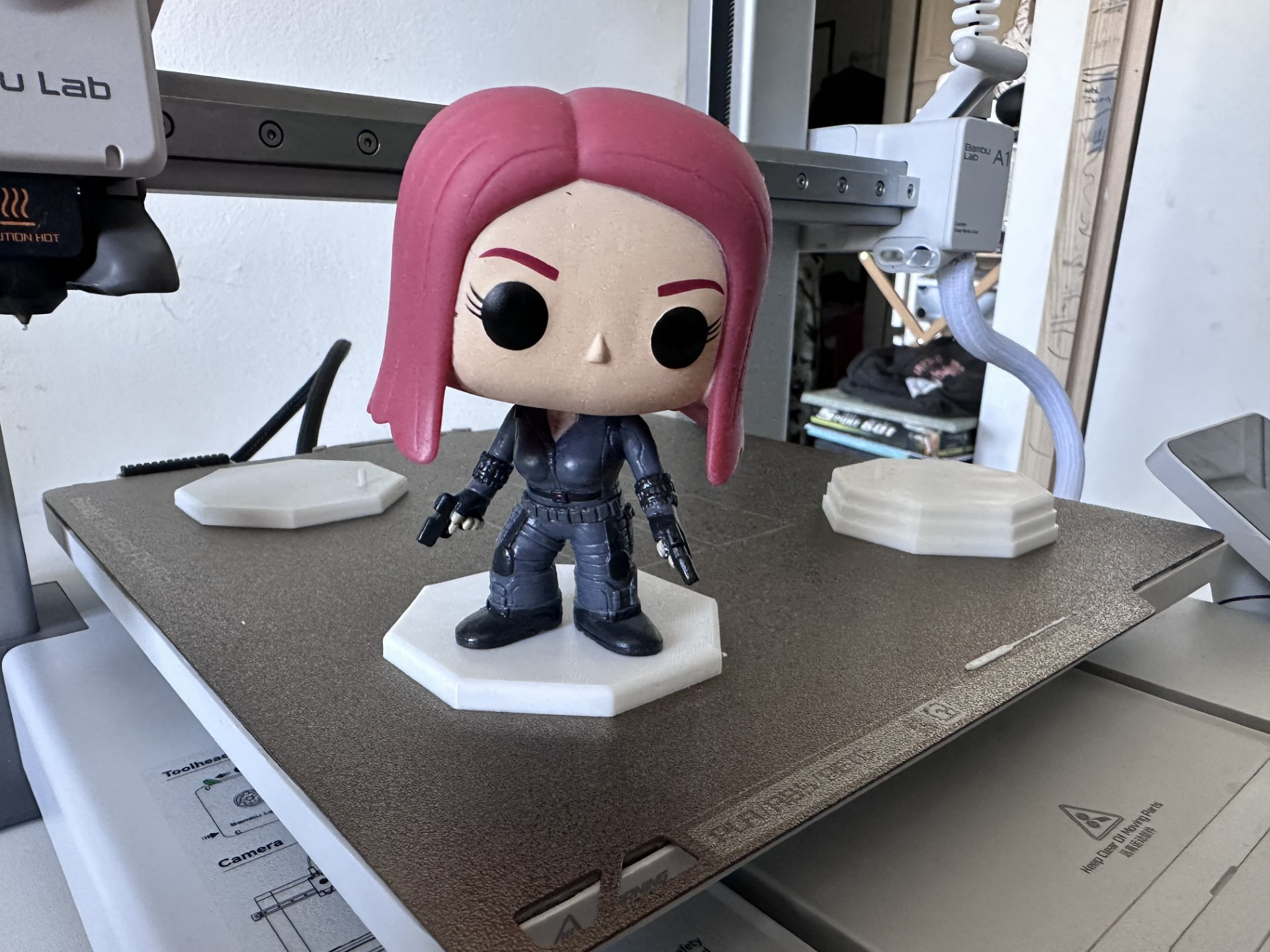 Octagon stand / base for figure and funko pop