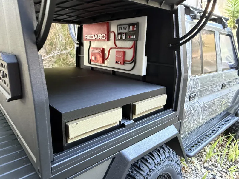 RGT Land Commander Rear Drawers V2
