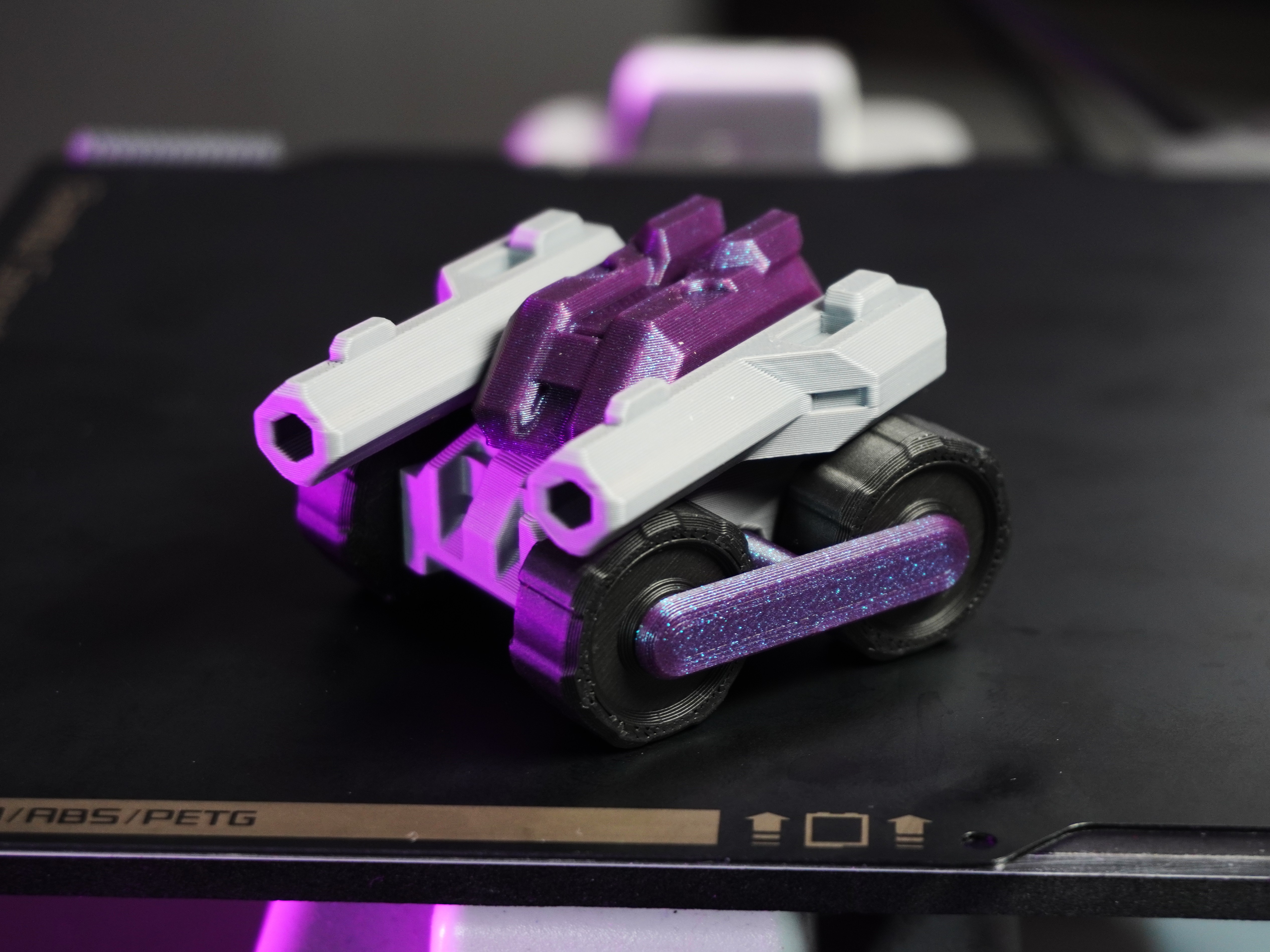 Miniatura 5 do modelo 3D Binary Tank - Model Kit