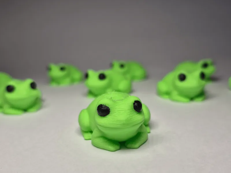 Mini Magnet Fridge Frogs!