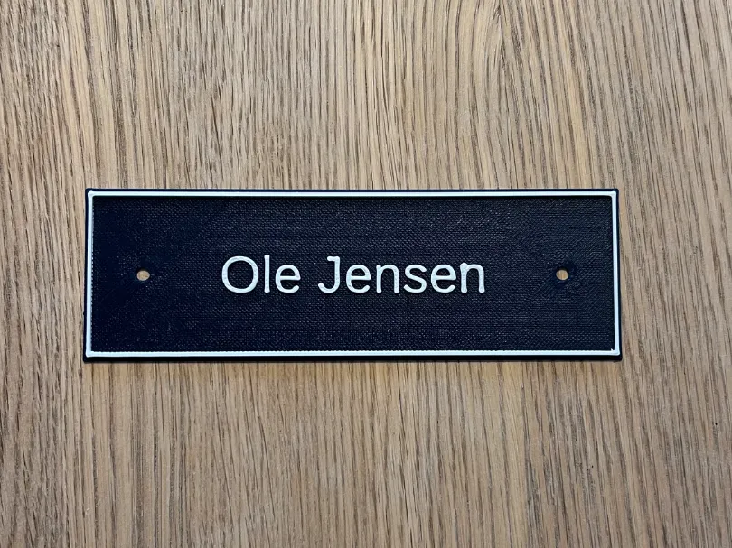 Model Maker Sign Customisable door sign - Free 3D Print Model - MakerWorld