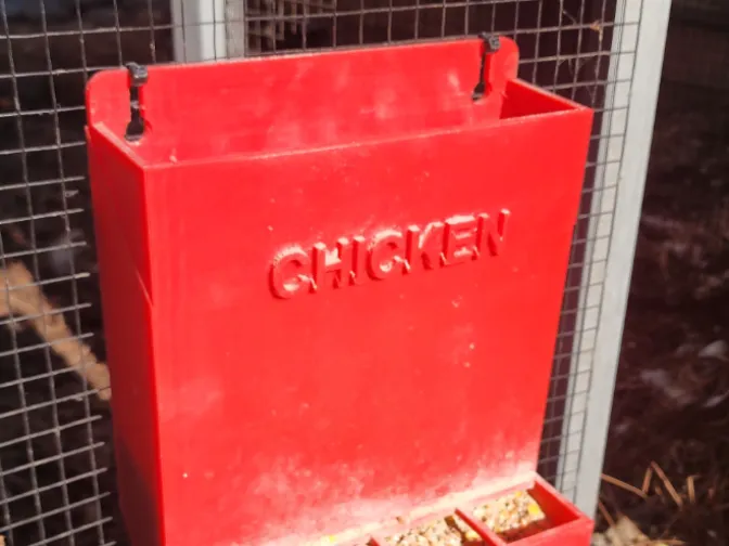 HyperFeeder C1 (Chicken Feeder)