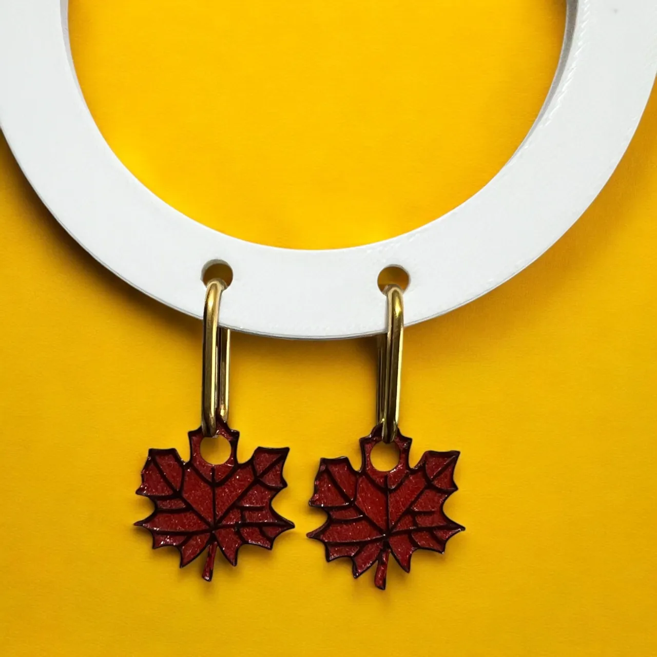 Pendientes charms hojas view 4