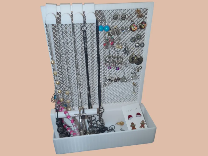 Simple Jewerly Display