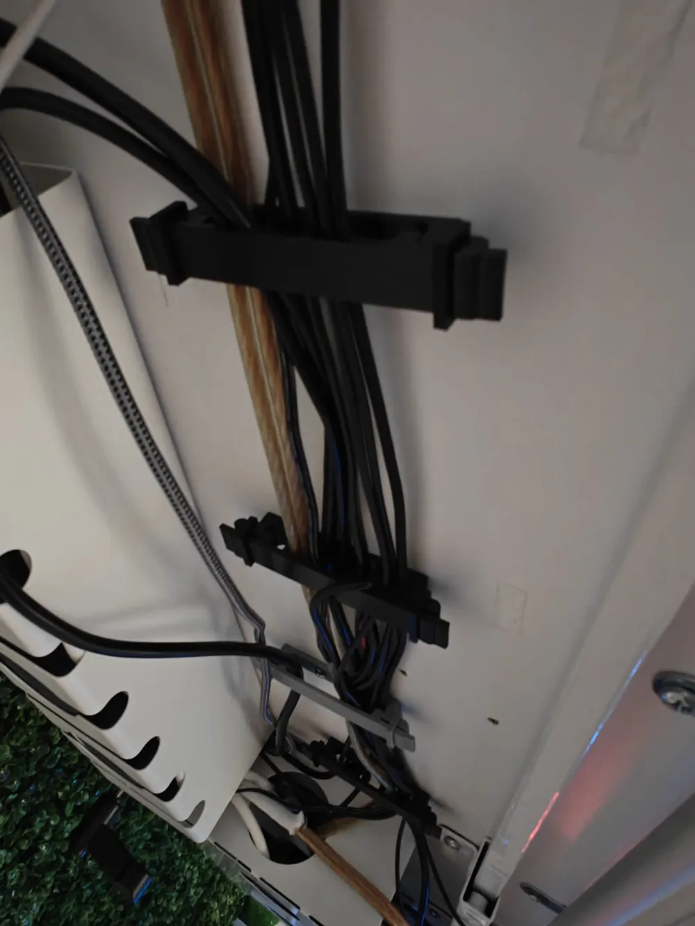 High Endurance Under Desk Cable Management by crystalmed - MakerWorld