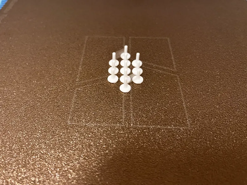 Copri foro per ripiani. Pin "Parametric"