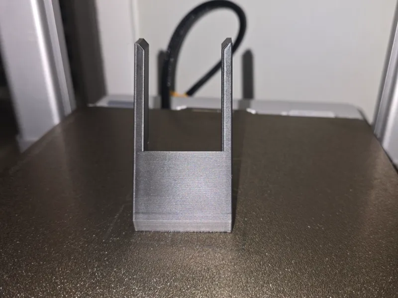 Xbox 360 controller stand