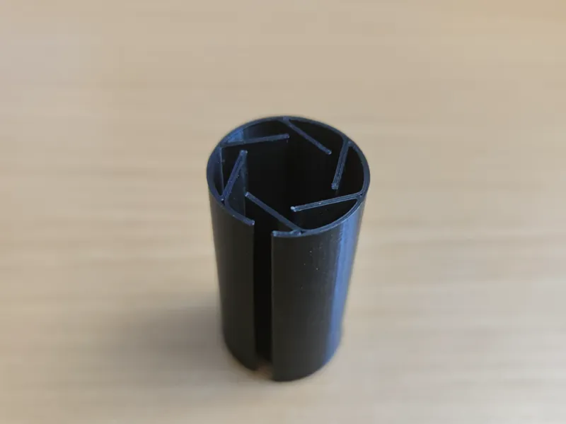 Batterie AA to C (Baby / LR14) Adapter, Vase Mode