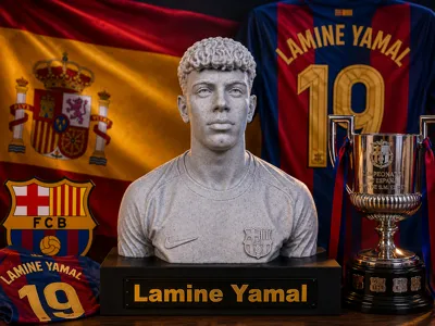 Lamine Yamal Bust Figure FC Barcelona & Spain