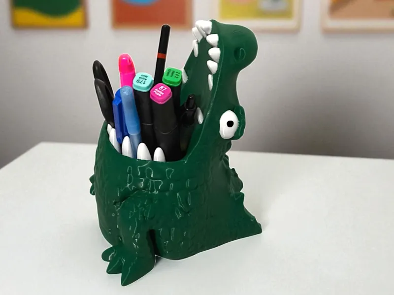 Crocodile Pen Holder (Croco-Pen Holder)