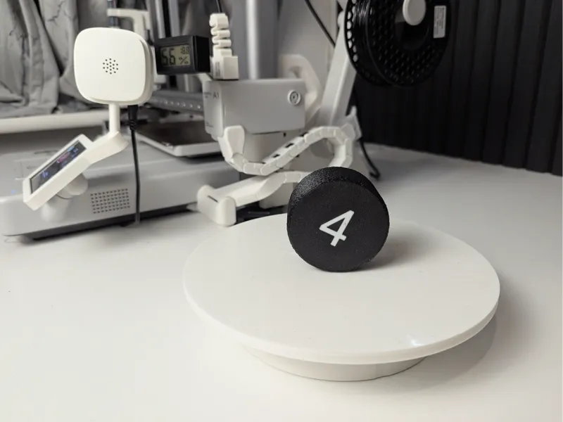Spool lock for AMS