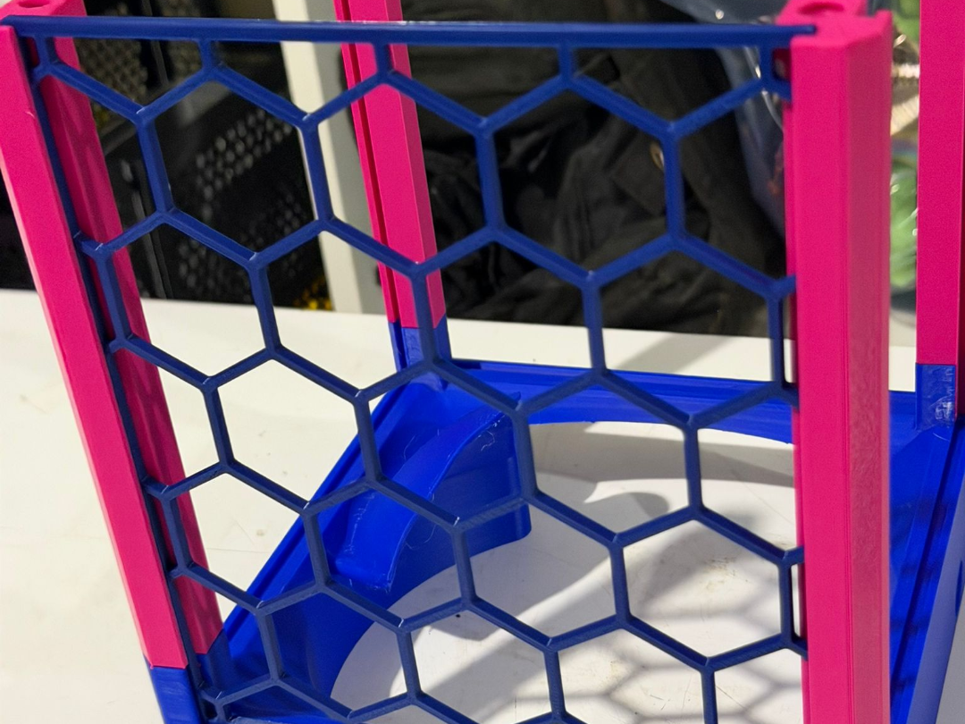 GachaPOP Lite Honeycomb Wall Parametric Creator
