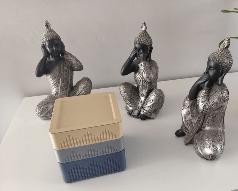 Square stackable boxes