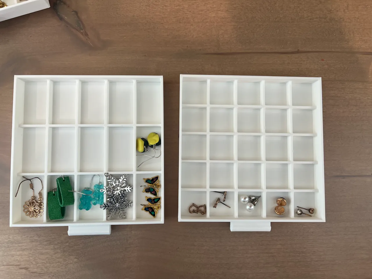 Earring Jewelry Box with drawer organizing options view 3