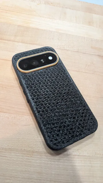 Caja o estuche: Google Pixel 11 Phone Case - Solid — vista de referencia 4