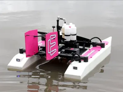 RC Catamaran Utility Boat