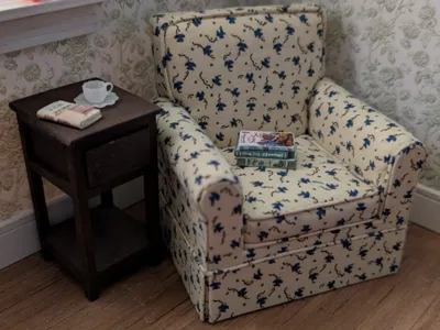 Scale Miniature Chair Base for Upholstering
