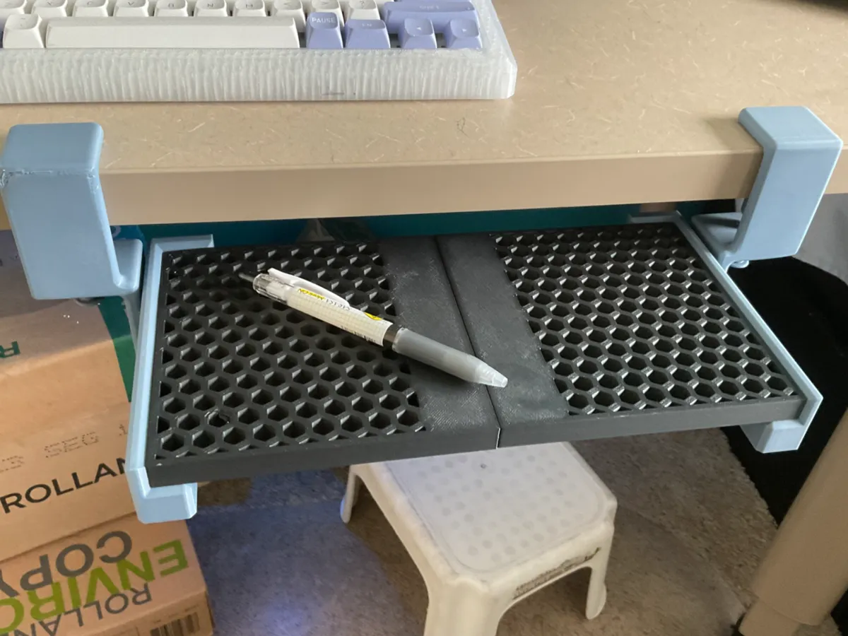 Plateau de bureau coulissant