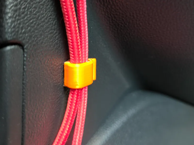 Car cable clip - DOUBLE