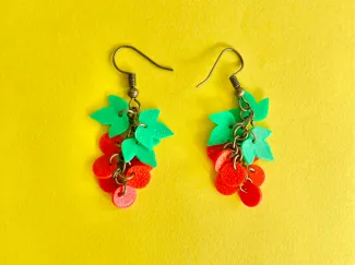 Currant berry earrings