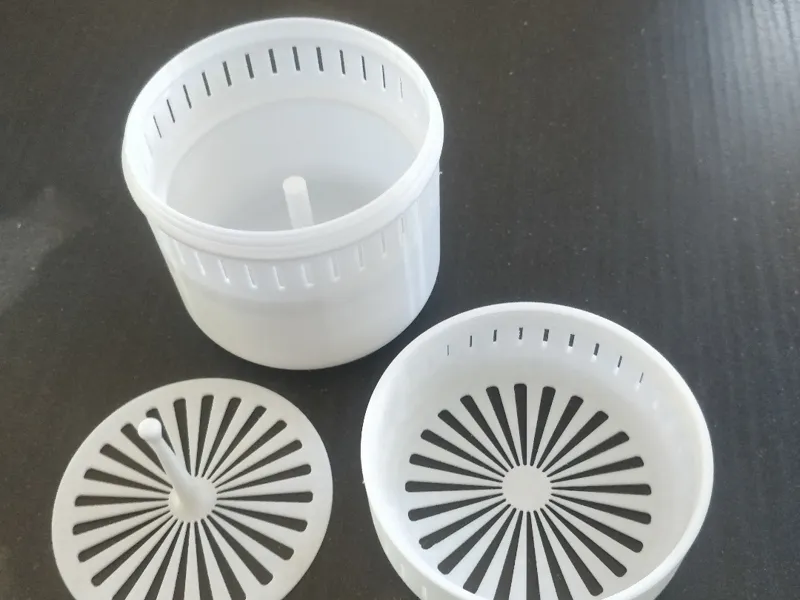 Moisture absorber holder for 500g refills