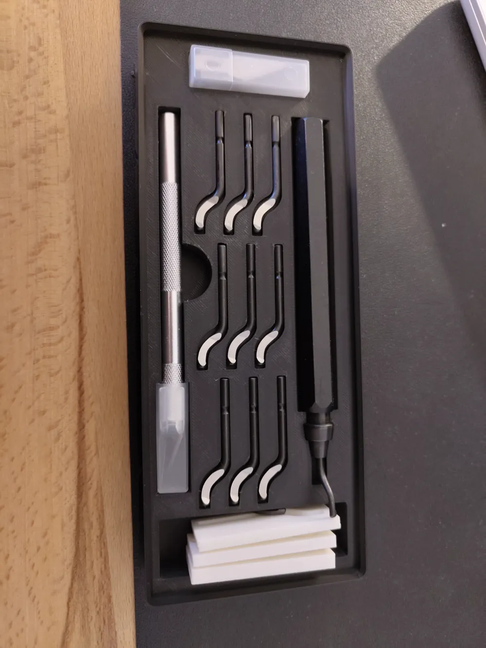 Gridfinity deburring tool holder by leofahle - MakerWorld