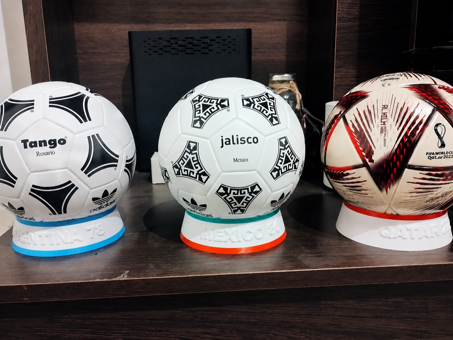 SOPORTE PELOTA MUNDIALES 78 - 86 - 22 / Talla N°1