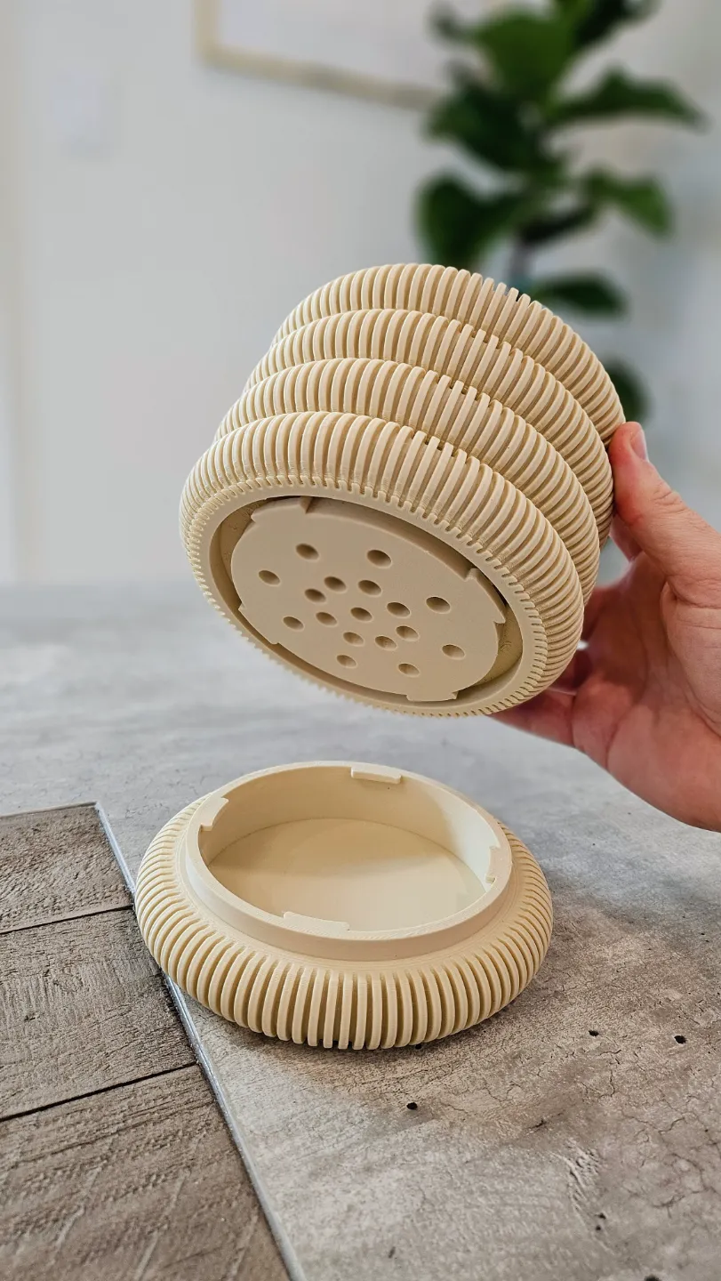 Coins Planter with Hidden Drip Tray view 3