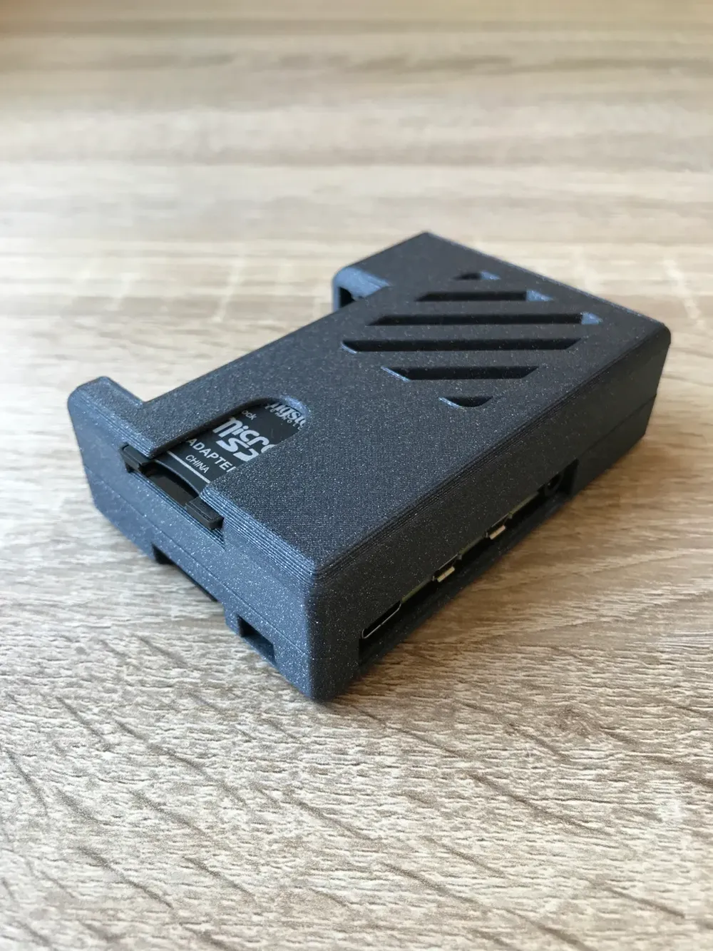 Raspberry Pi 4 case Remixed by Memel Magic - MakerWorld