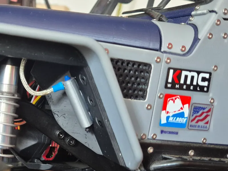 Fake suspension reservoir