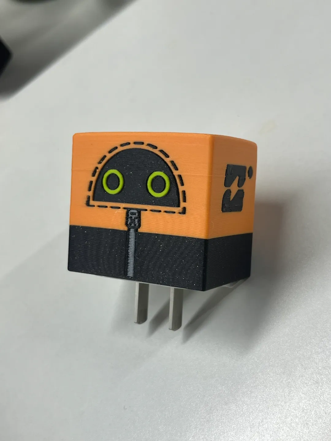 Miniatura 2 do modelo 3D 绝区零邦布充电头套壳