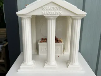 Snackus Maximus Squirrel /Wildlife Feeding Station