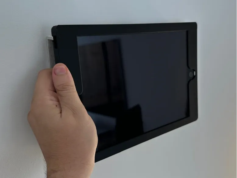 iPad 10.2 9gen horizontal wall and table mount