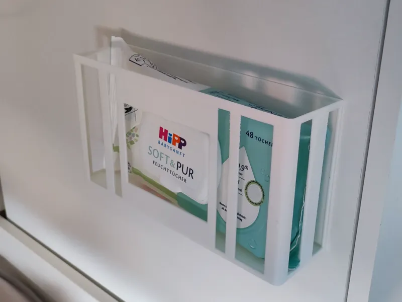 Wet wipes wall mount