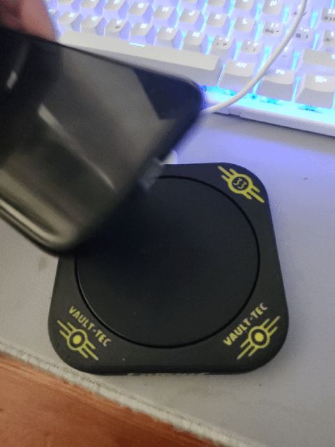 Fallout wireless charger