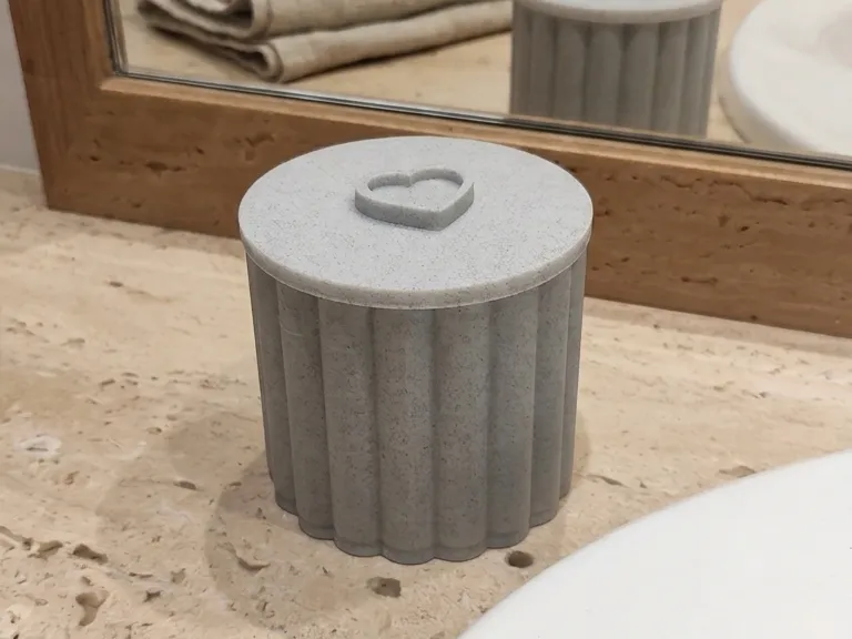 Bathroom Organizer Box (Heart Detail)