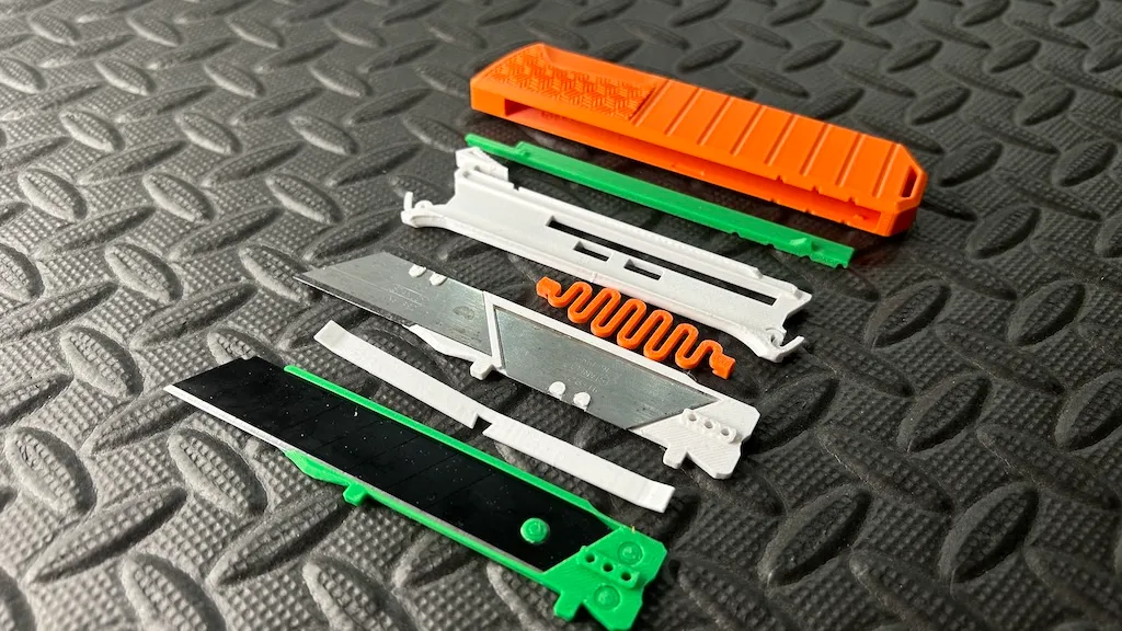 OTF Pro Trapezoid & 18mm Utility Knife O-Eng'ed view 2