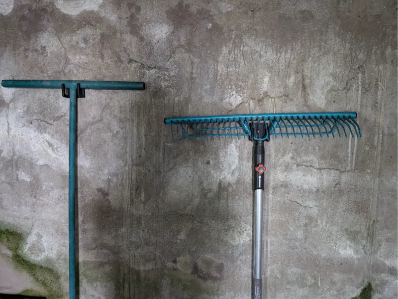 Wall mount tools
