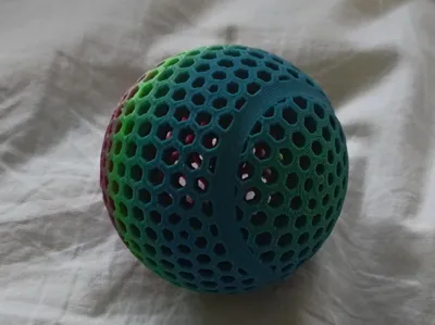 pickle/tennis airless ball