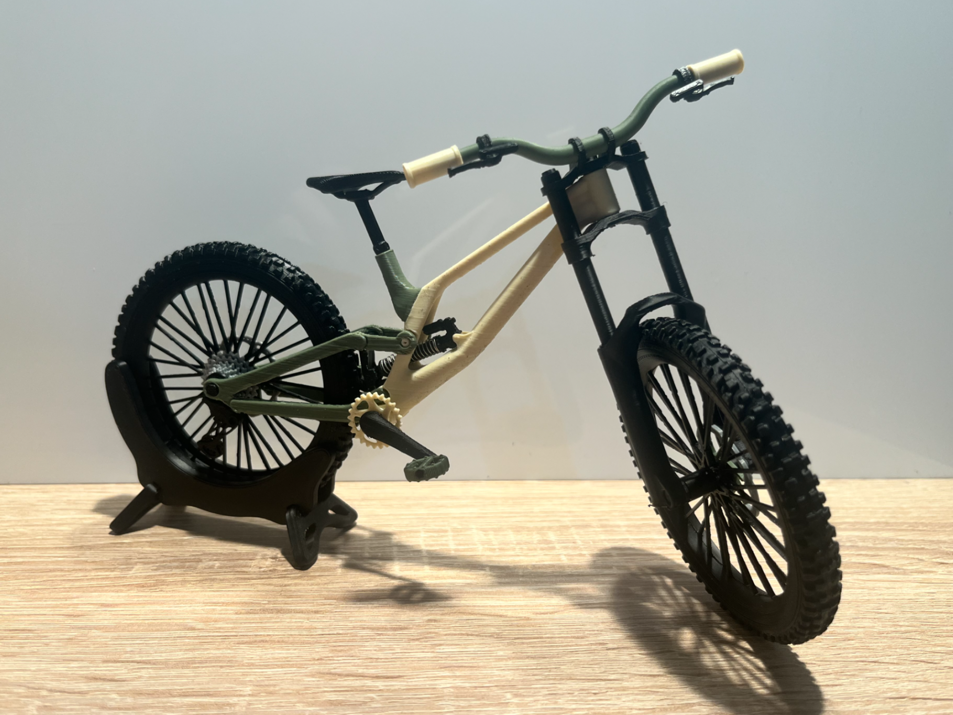 Canyon Sender CFR Model