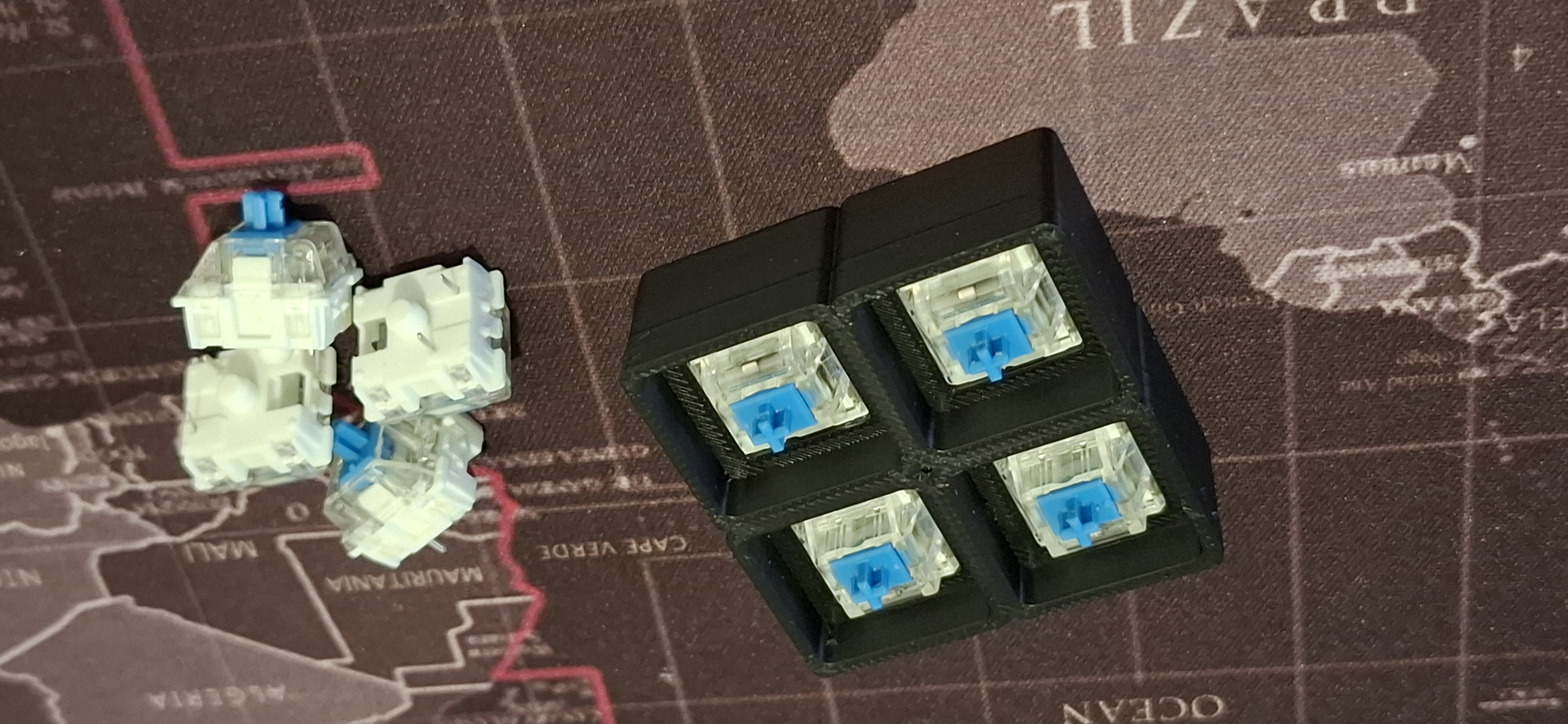 Miniatura 2 do modelo 3D Clicker 2x2.