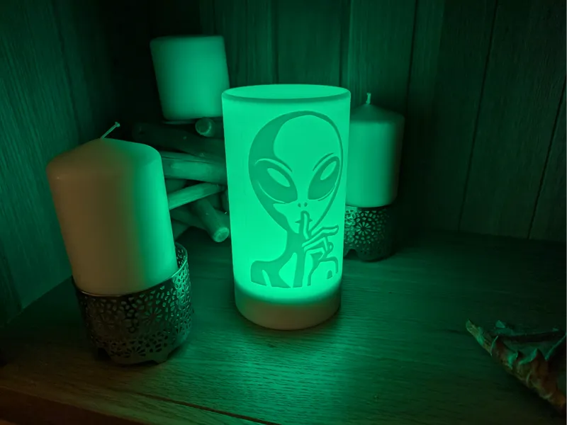 Alien "Shhhh" Night Light