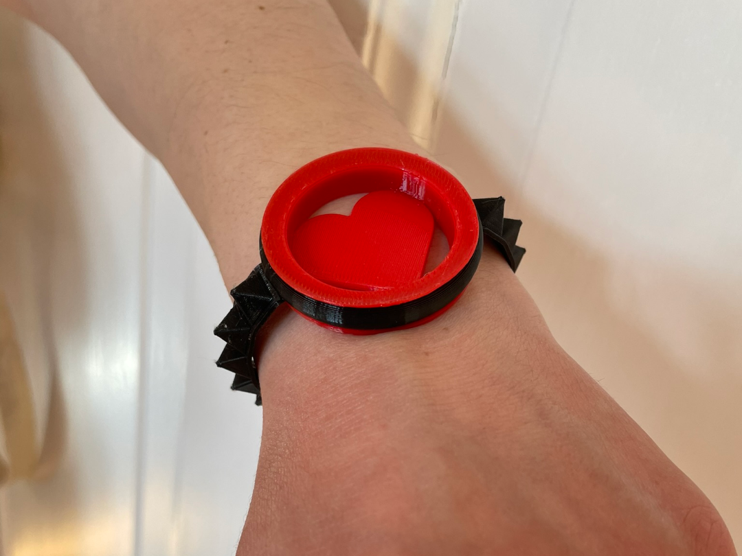 modular expandable bracelet wearable with spikes